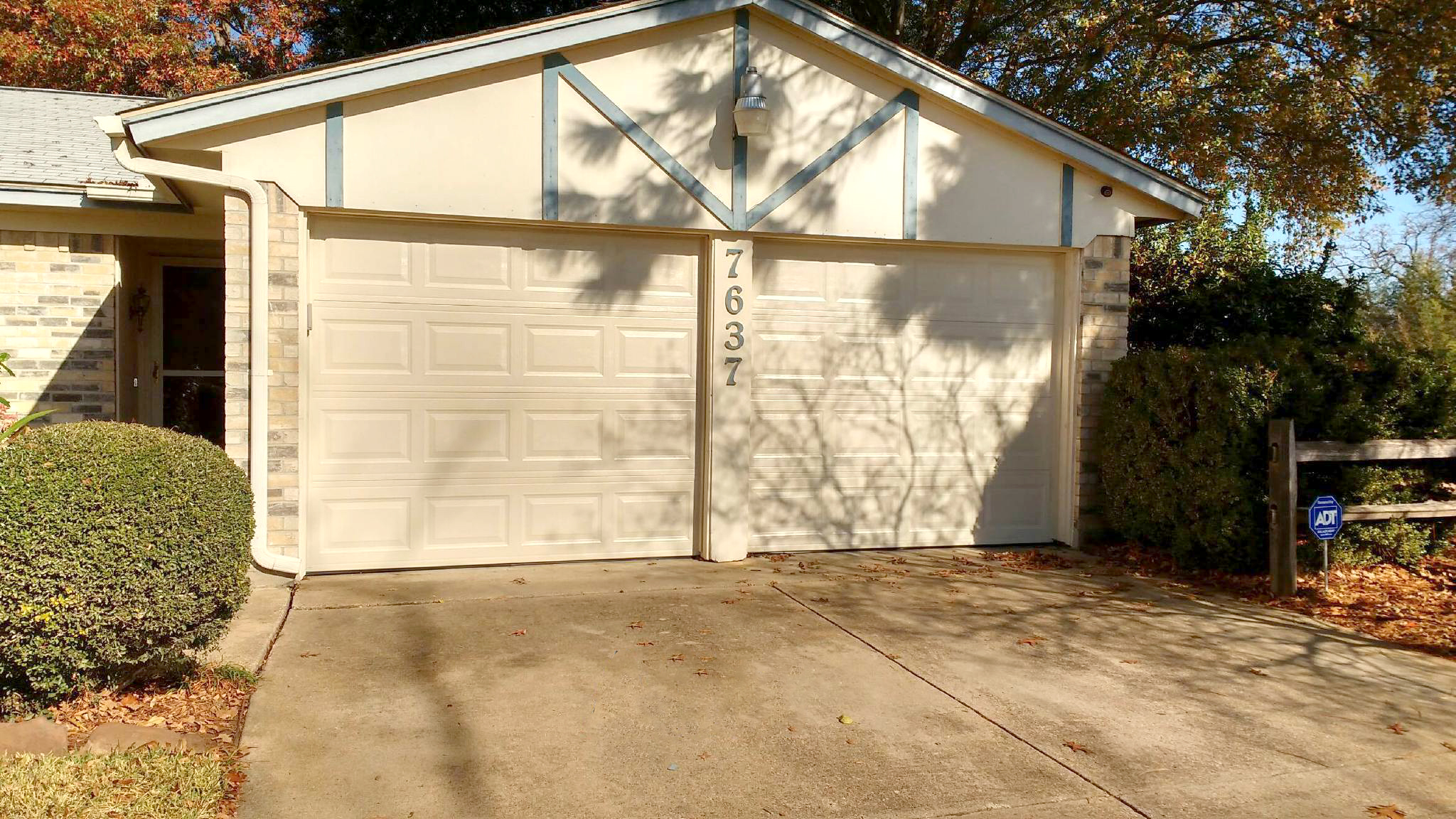 Modern Garage Door Fixers 